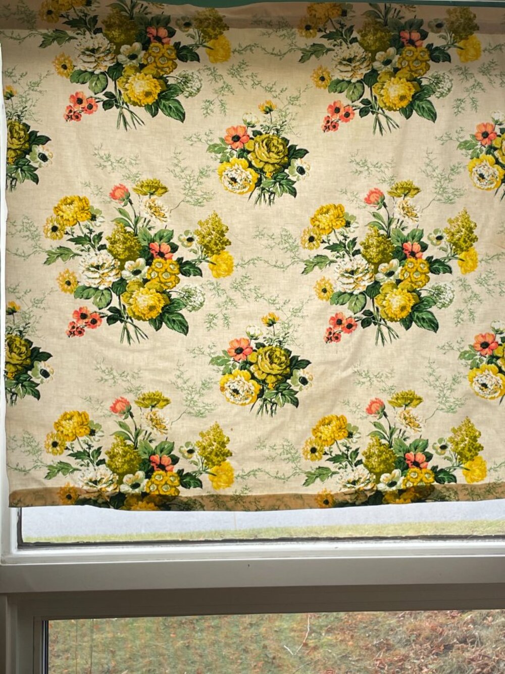 Vintage 1960s curtain, large yellow & orange flower pattern, rod pocket heading